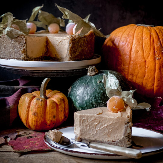 Cheesecake senza cottura con zucca, zenzero e lime